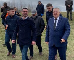 O delegație a Guvernului României s-a aflat într-o vizită de lucru la Bumbăta,în județul Vaslui O delegație a Guvernului României s-a aflat într-o vizită de lucru la Bumbăta, în județul Vaslui